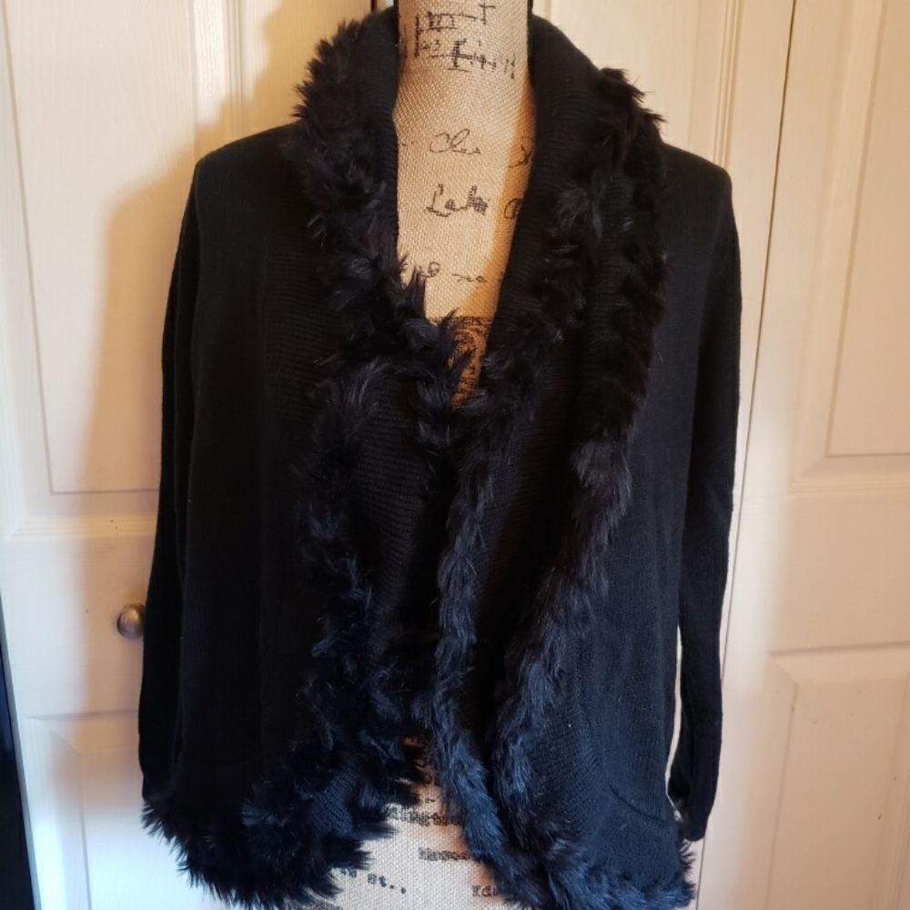 Black coat  faux fur collar